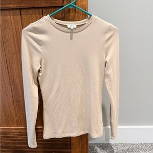 BKE Cream Long Sleeve Tee. Very soft. size XS